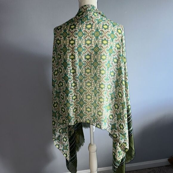 Anthropologie x Vismaya Green Patterned Bohemian Scarf Wrap! - Picture 4 of 15